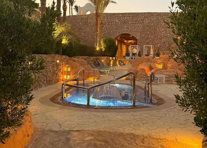 La Casa Di Chloe Sheik Domina Coral Bay